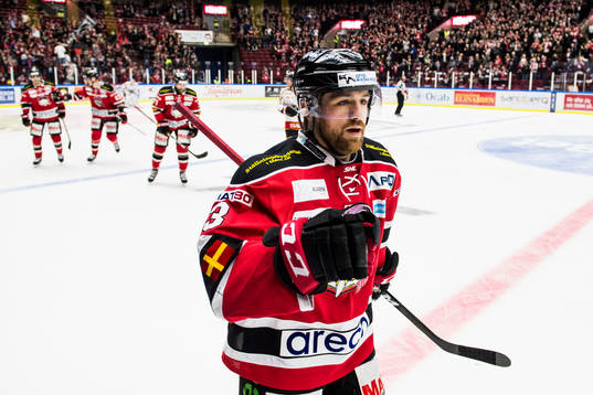Malmö Redhawks Nichlas Hardt jublar