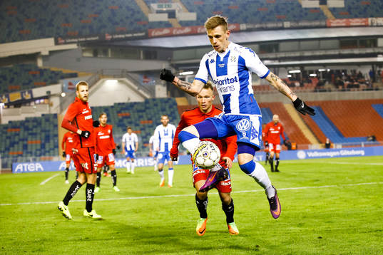 Norrköpings Nicklas Bärkroth och IFK Göteborgs Sören