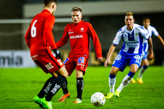 Norrköpings Nicklas Bärkroth och IFK Göteborgs Martin
