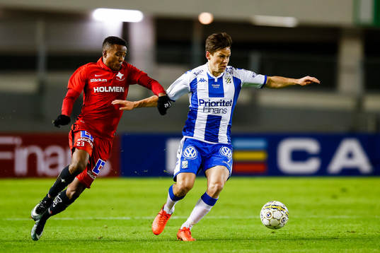 Norrköpings Niclas Eliasson och IFK Göteborgs Mads