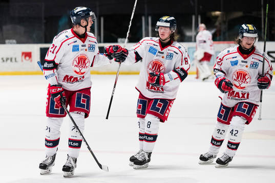 Västerviks Mats Josten Fröshaug jublar