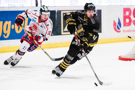 s Jonathan Andersson