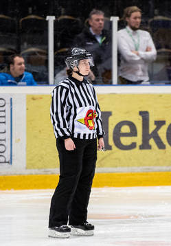 Linjedomare Hanna Öberg