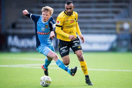 Elfsborgs Issam Jebali och Brommapojkarnas Gustav Sandberg