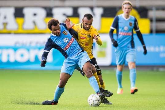 Brommapojkarnas Serge-Junior Martinsson Ngouali och