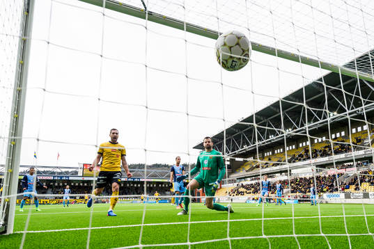 Elfsborgs kvitterar till 1-1 och Brommapojkarnas målvakt