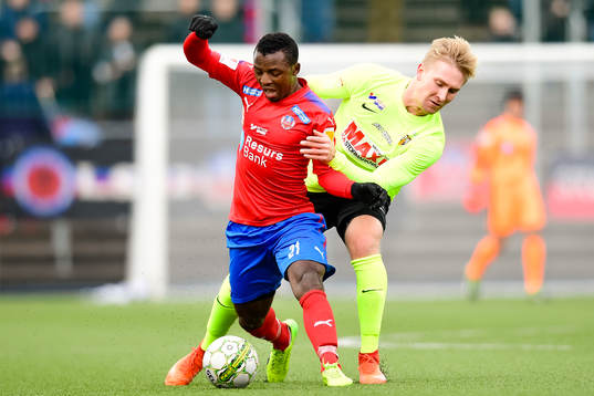 Helsingborgs Monday Samuel och Kristianstads Oliver Ekroth