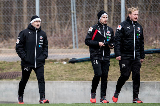Helsingborgs tränare Per-Ola Ljung, assisterande tränare