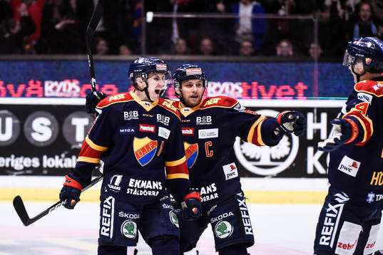 Djurgårdens Markus Ljungh och Calle Ridderwall jublar