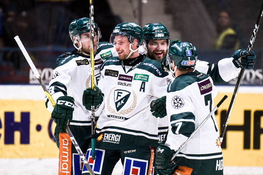 Färjestads Alexander Johansson jublar
