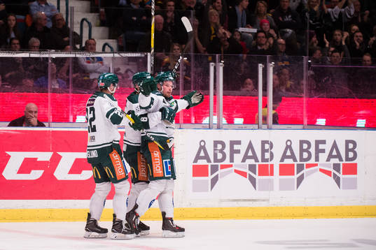 Färjestads Alexander Johansson jublar