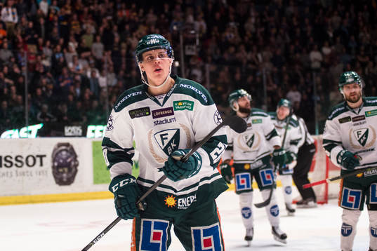 Färjestads Joel Eriksson Ek jublar