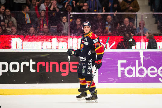 Djurgårdens Patrik Lundh jublar