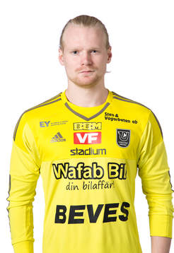 Carlstads målvakt Mathias Karlsson