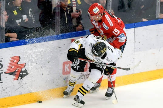 s Jonathan Andersson och Almtunas William Quist
