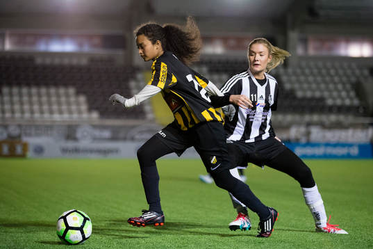 Häckens Natalie Aray