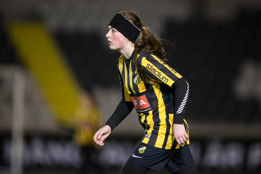 Häckens Mila Curcic