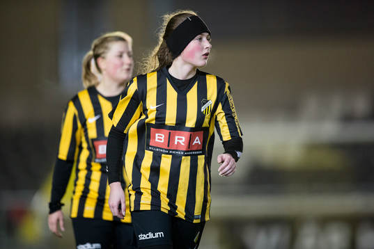 Häckens Mila Curcic