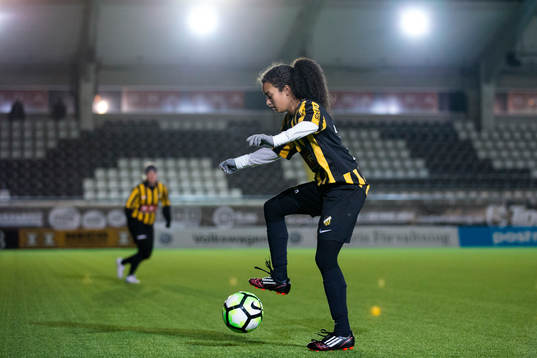 Häckens Natalie Aray