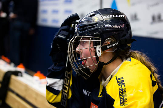 s Sanni Hakala