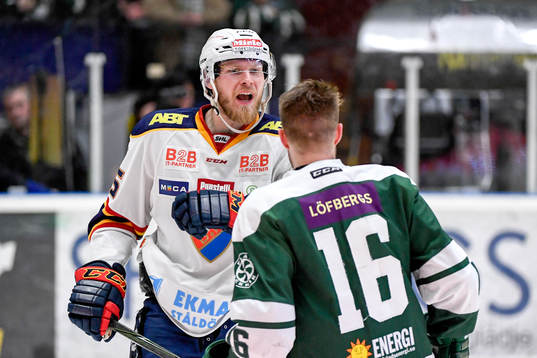 Djurgårdens Alexander Urbom och Färjestads Alexander