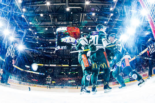 Färjestads Joel Eriksson Ek, Per Åslund och Magnus Nygren