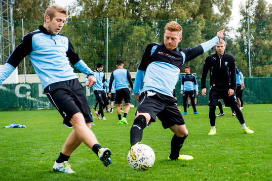 Bläddra bland fler bilder av Fotboll, Malmö FF, Träningsläger, Dag 2