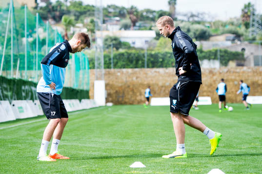Rasmus Bengtsson kör rehab