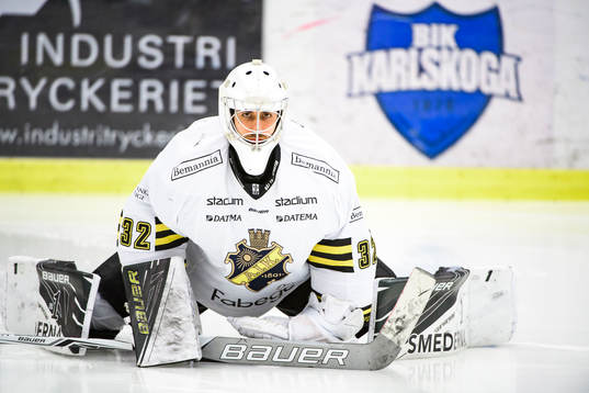 s målvakt Gasper Kroselj