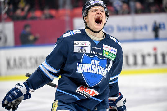 Karlskogas Mikael Eriksson jublar