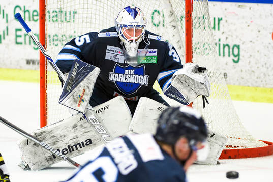 Karlskogas målvakt Emil Kruse
