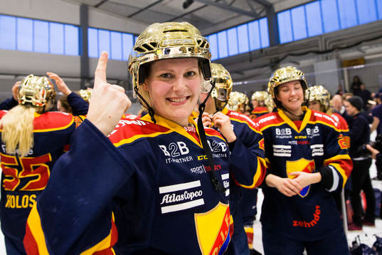 Djurgårdens Alexandra Cipparone jublar