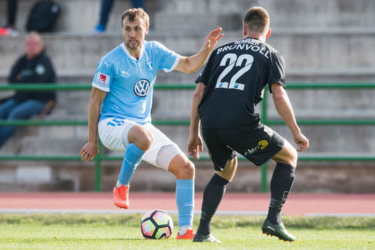 Malmö FFs Magnus Wolff Eikrem och Moldes Christoffer Remmer