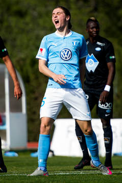 Malmö FFs Pawel Cibicki deppar