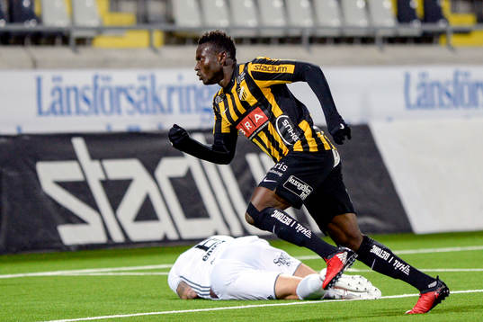 Häckens Alhassan Kamara jublar