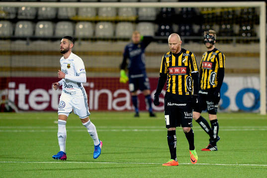 Häckens Alexander Farnerud deppar