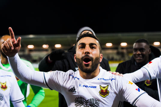 Östersunds Saman Ghoddos jublar