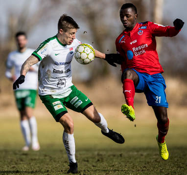 Prespas Anton Viklund och Helsingborgs Monday Samuel