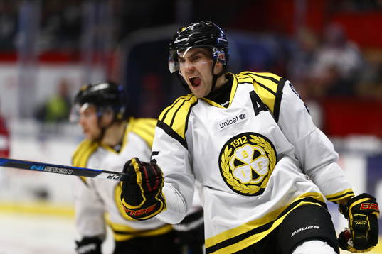 Brynäs Lukas Kilström jublar