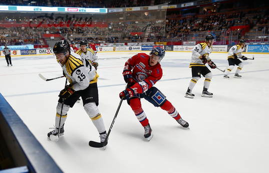 Brynäs Simon Bertilsson, Linköpings Gabriel Carlsson