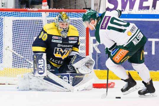 s målvakt Linus Söderström