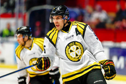 Brynäs Lukas Kilström jublar