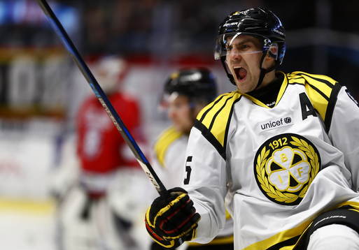 Brynäs Lukas Kilström jublar
