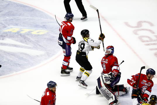 Brynäs Daniel Mannberg gör mål 0-3
