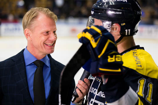 s Simon Önerud