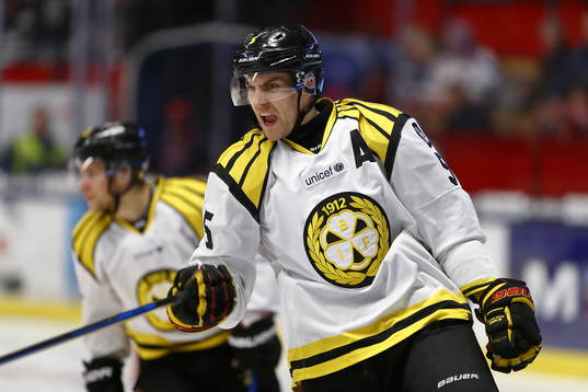 Brynäs Lukas Kilström jublar