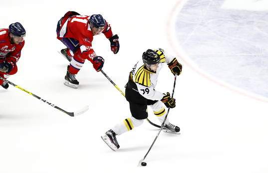 Brynäs Daniel Mannberg gör mål 0-3