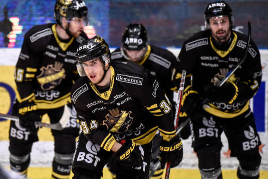 s Michael Lindqvist jublar