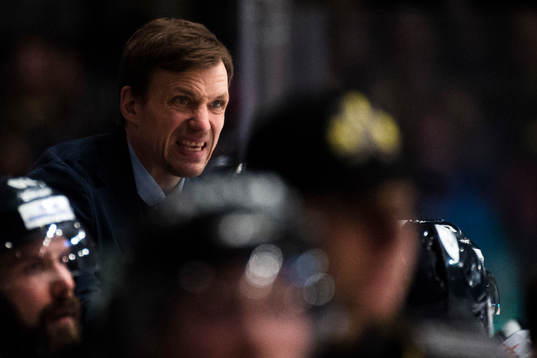 Karlskogas assisterande tränare Kristofer Näslund
