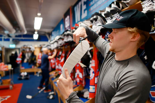 Linköpings Anton Karlsson fixar klubban